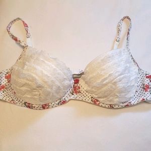 Victoria secret intimissimi white floral lace bra